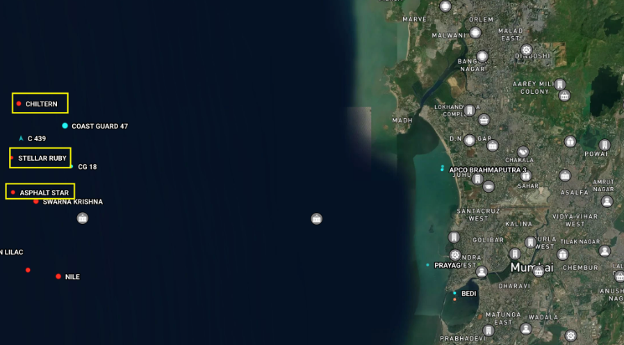 تتبع الناقلات الثلاث عبر منصة MarineTraffic قبالة سواحل مومباي